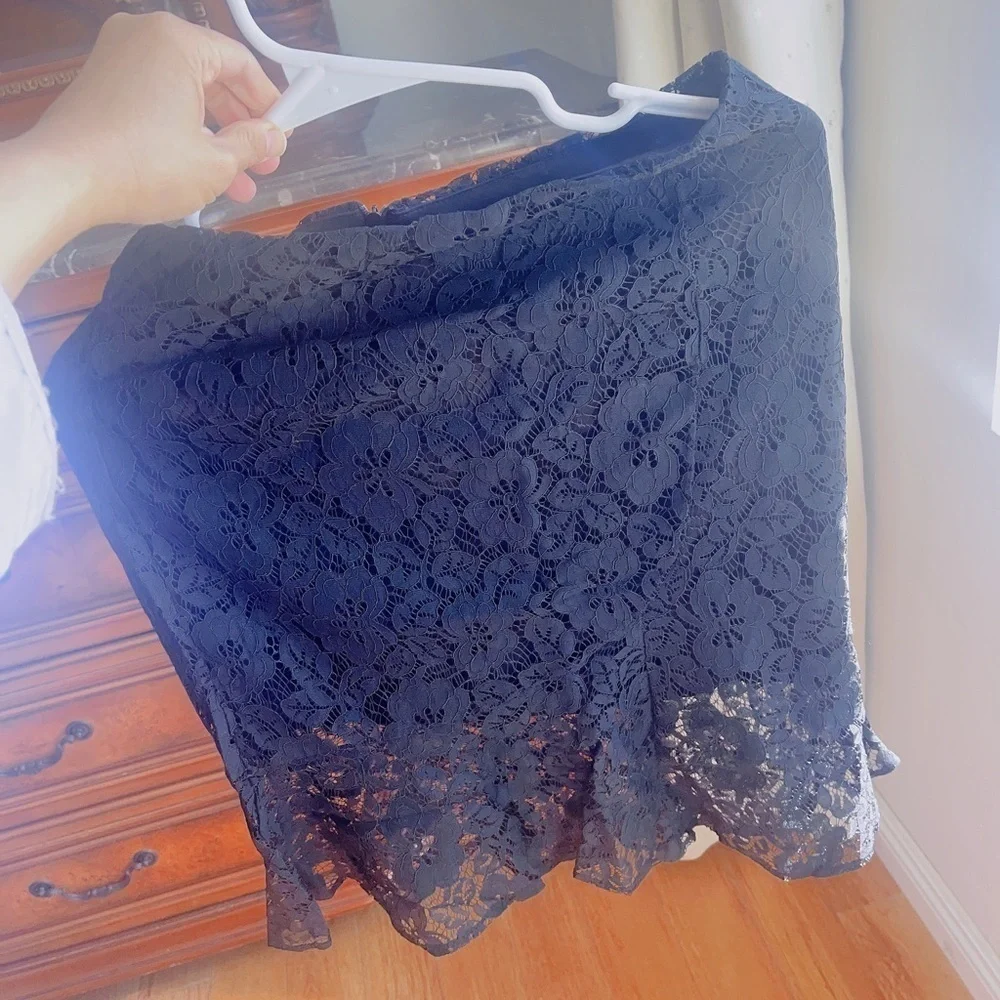 Black lace fishtail dress‎ eyelet lace
